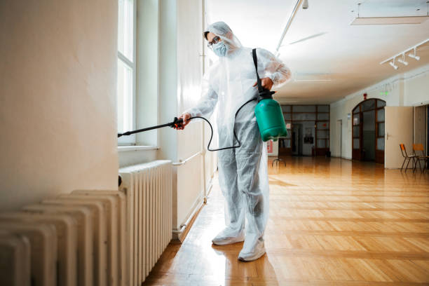 Best Emergency Pest Control  in Leawood, KS